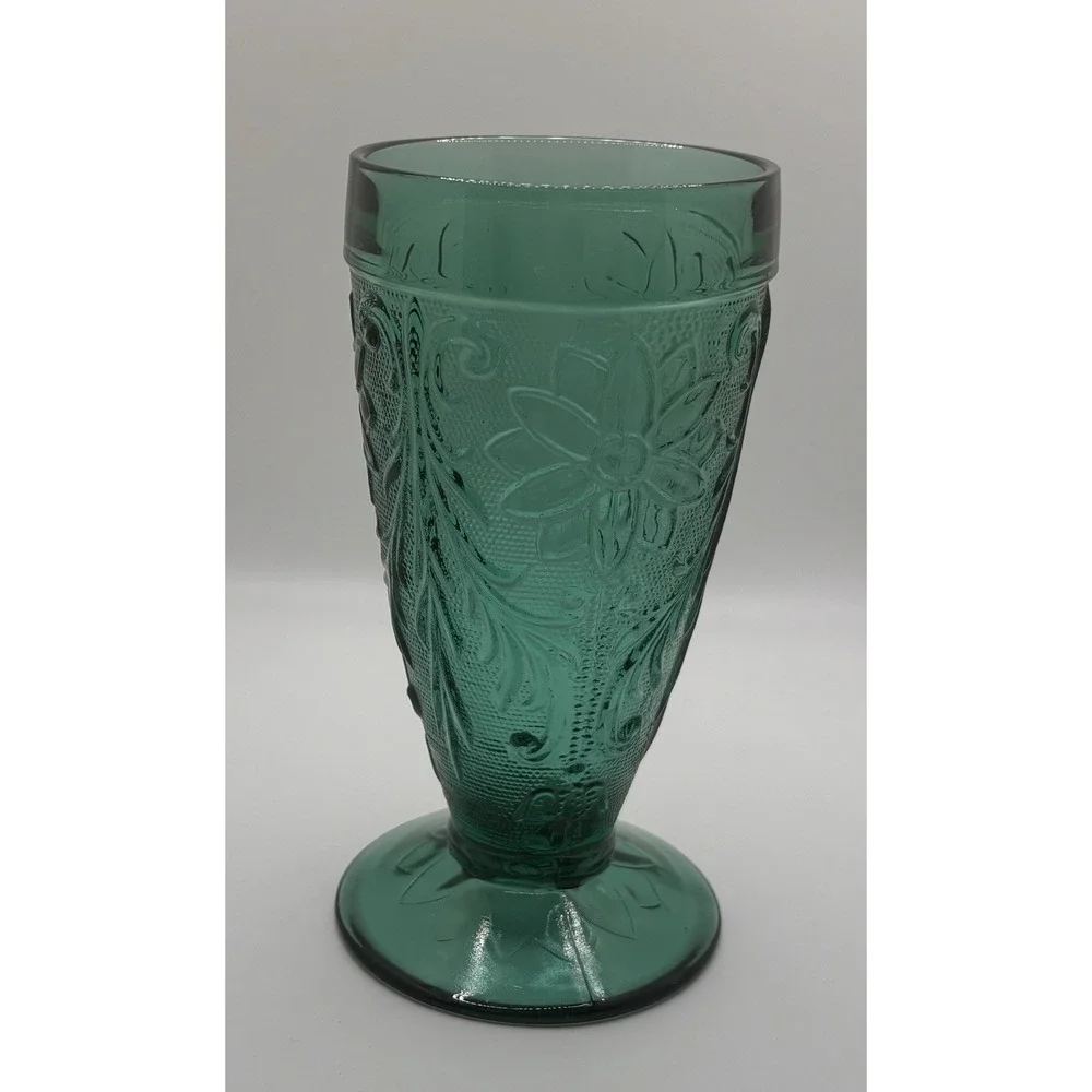 Tiara Sandwich Spruce Green Collection Iced Tea Glass